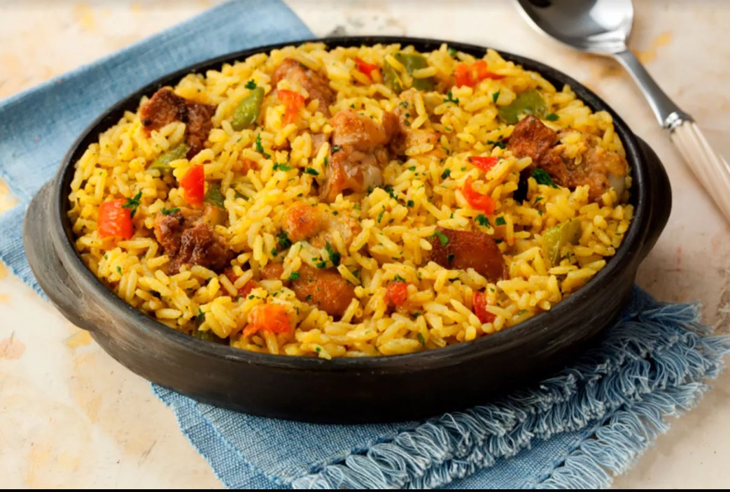 Galinhada (Serve 3 pessoas)